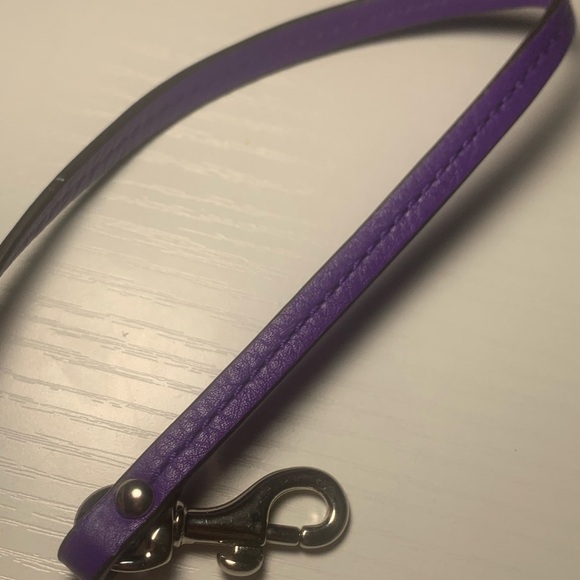 💜2000’s Legacy Purple and Khaki Coach Wristlet💜 - Picture 8 of 8